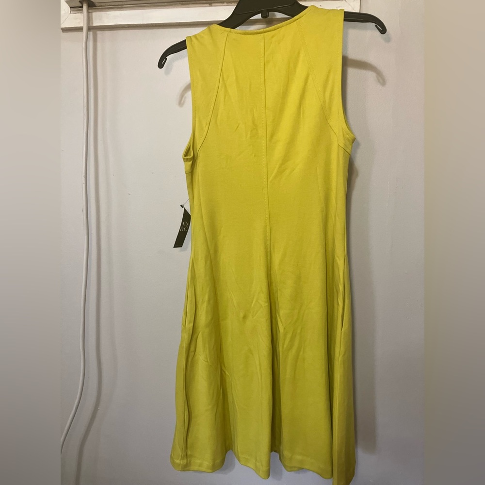 Women’s dress